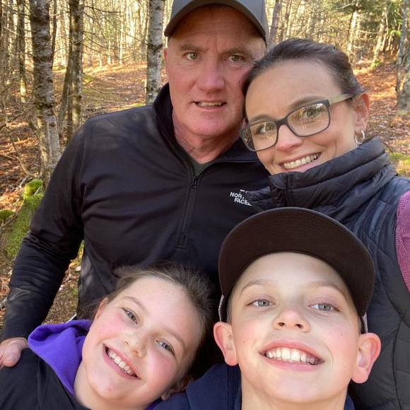 Meet your Posher, Kim - Picture 1 of 1